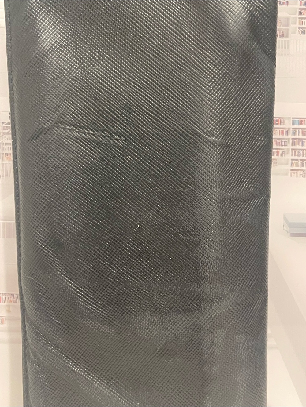 Prada black Saffiano leather long bifold wallet with a zip coin pocket - Picture 4 of 11